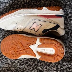 new balance 550 sea salt astro dust
size: 7
worn a couple times (no box)